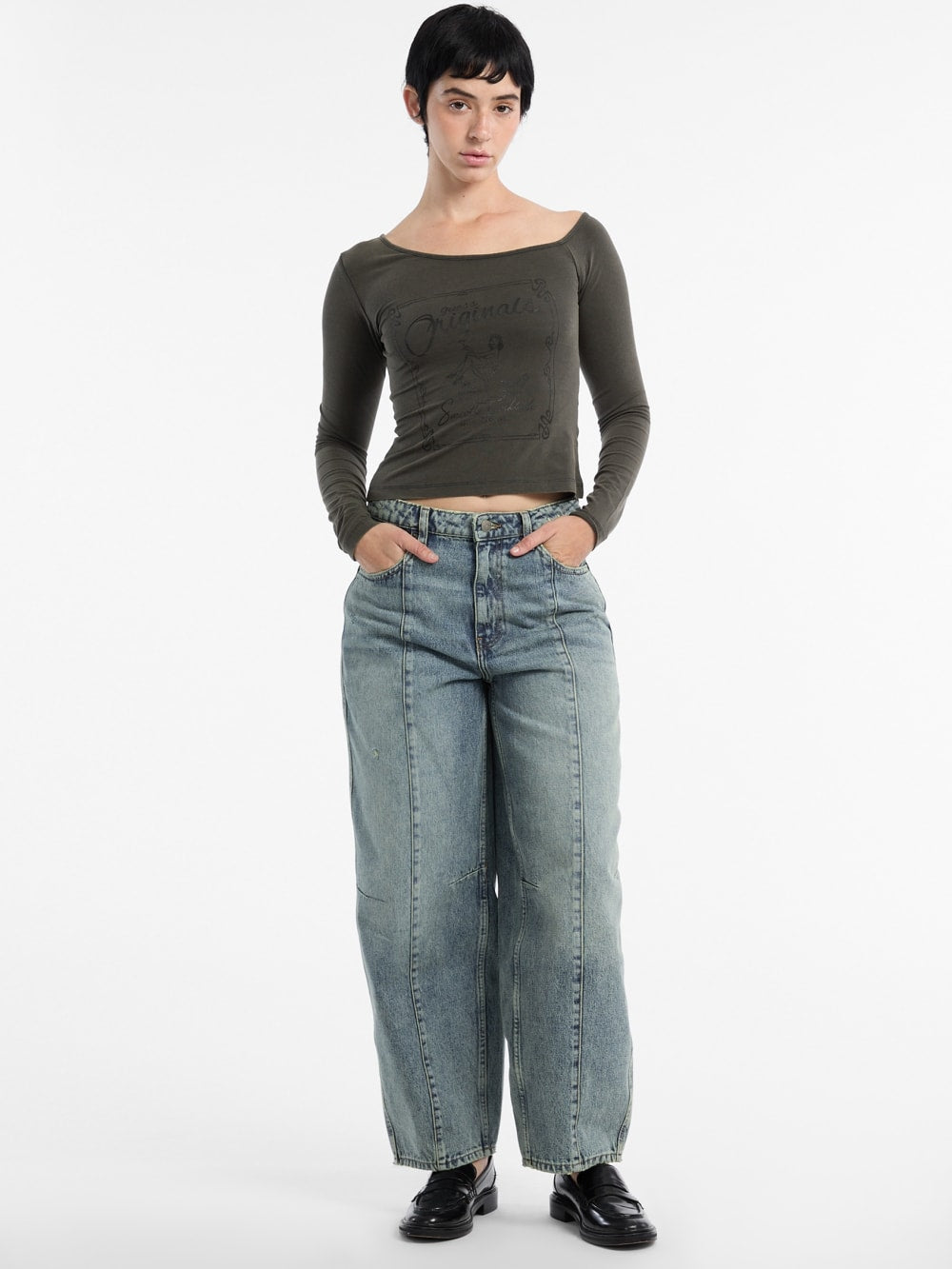 GUESS Originals Off-the-Shoulder Tee