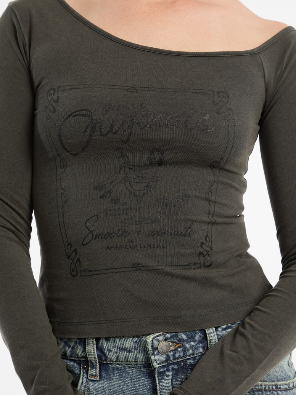 GUESS Originals Off-the-Shoulder Tee